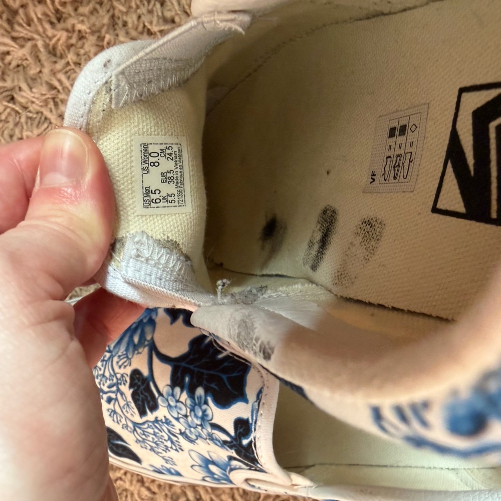 Floral slip ons - Picture 6 of 6